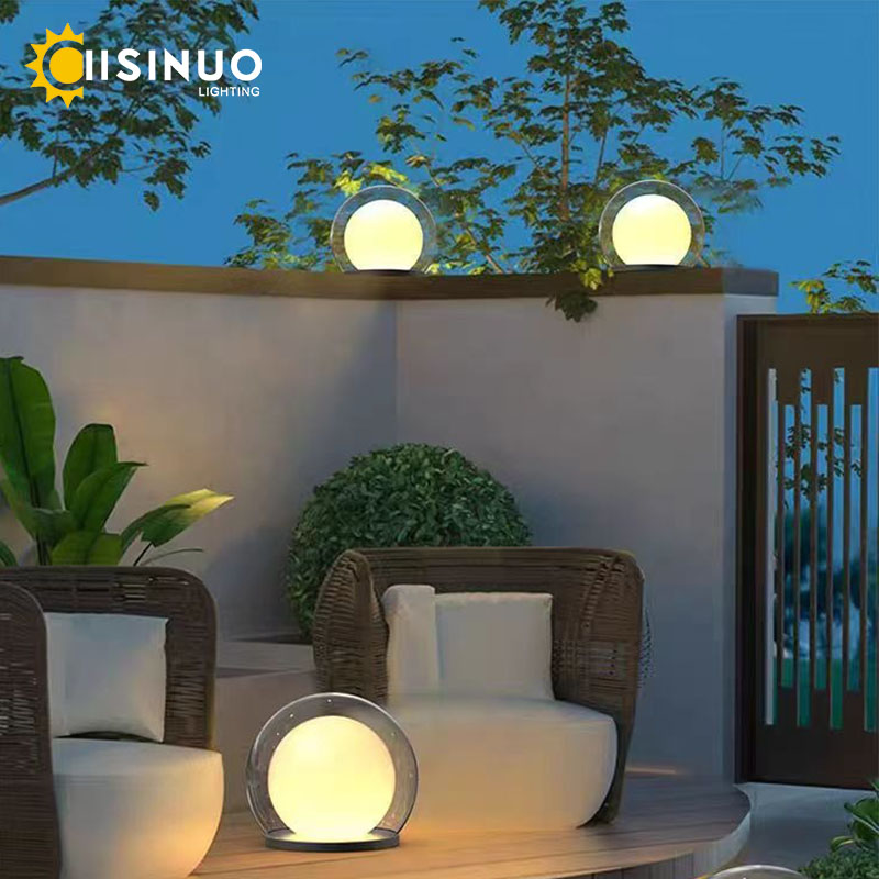 Kreatywne oświetlenie na słupa – Outdoor Lighting Year Round recenzja i cena